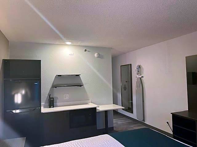 Studio 6 Suites Norcross, GA