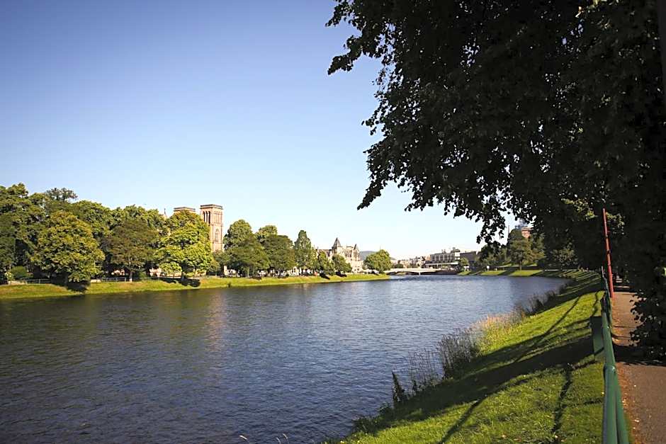 The Glenmoriston Townhouse Hotel