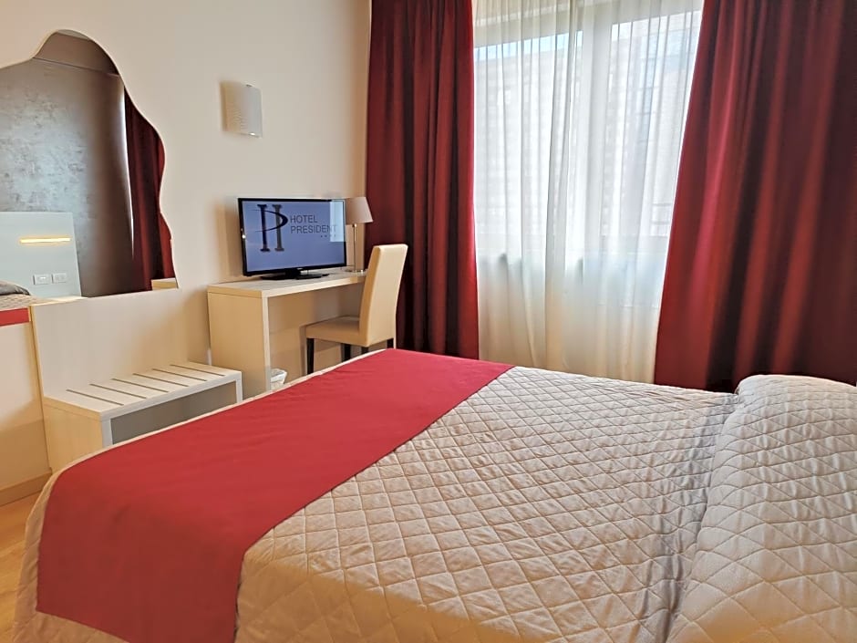 Hotel President