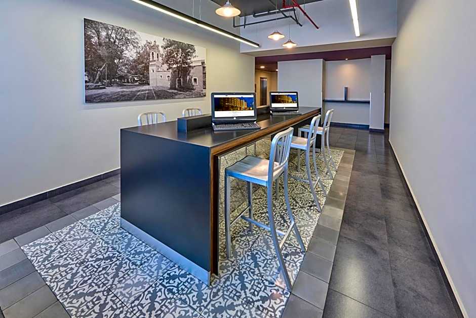 City Express Plus by Marriott Ciudad de México Patio Universidad