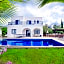 Azzurro Luxury Holiday Villas