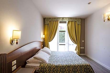 Superior Double or Twin Room with Garden View