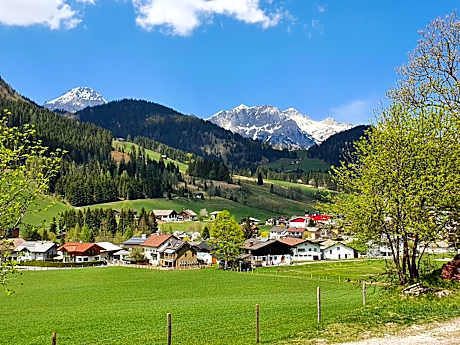 Superior Family Room