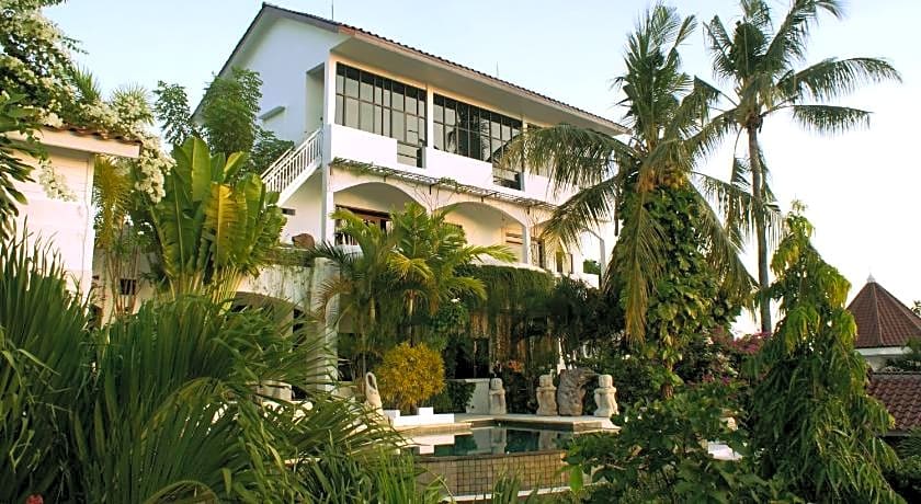 Villa Buah