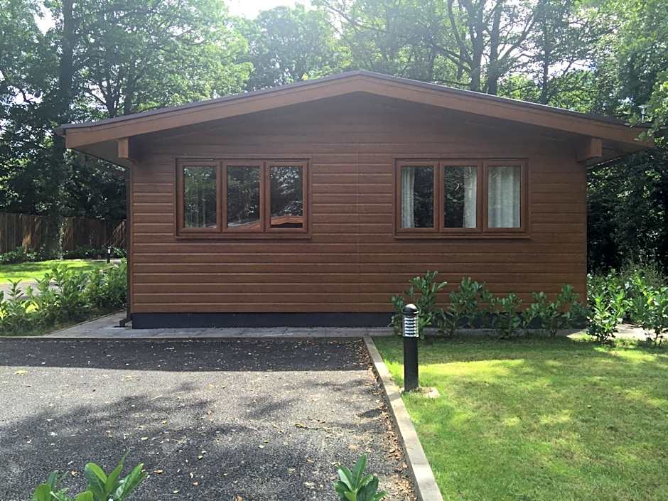 Shellow Lane Lodges