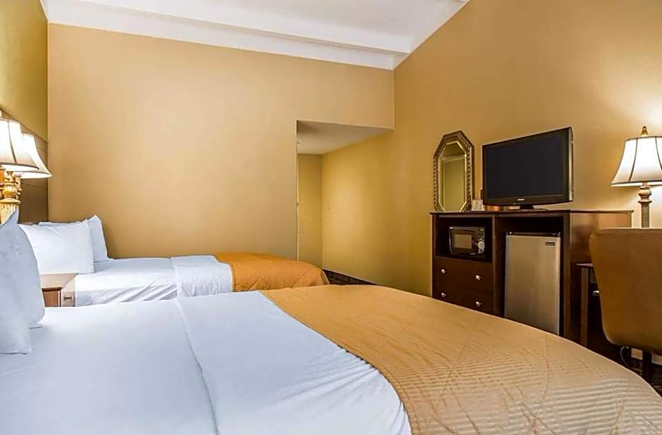 Hamden Hotel and Suites HAMDEN - NEW HAVEN