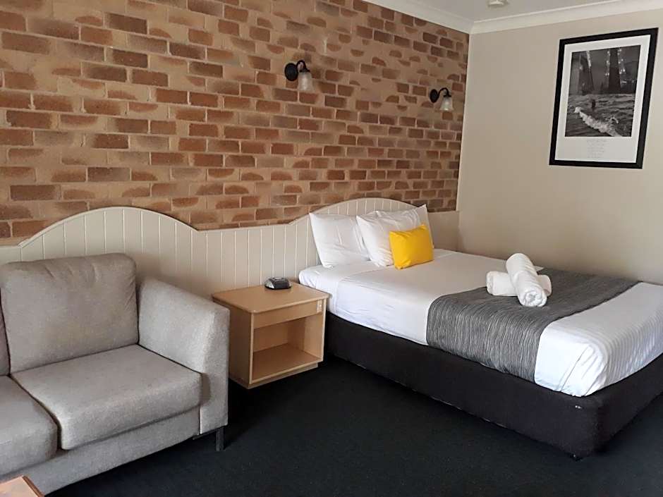 Country Gardens Motor Inn