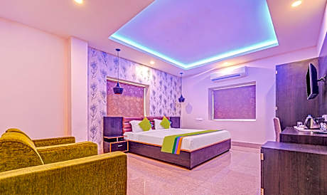 Treebo The Bollywood