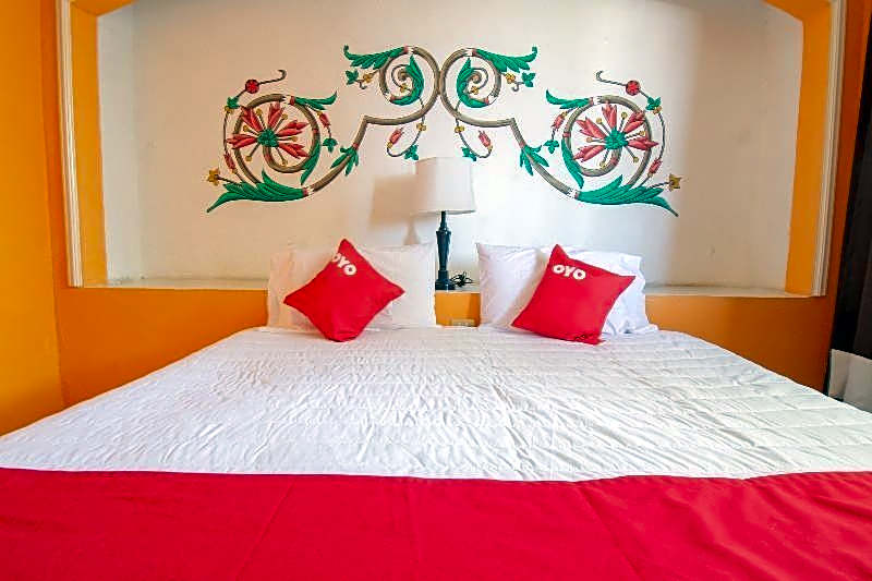 OYO Hotel Casino Del Valle