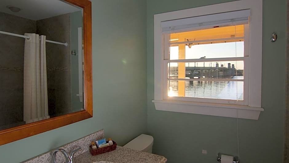 Edgewater Inn - St. Augustine