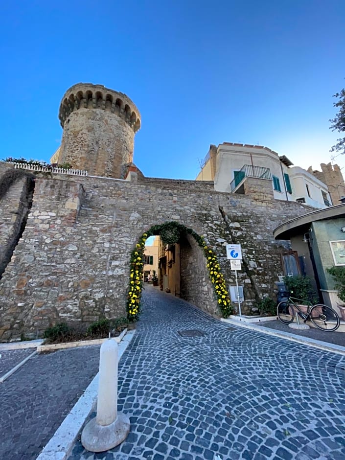 Off House Borgo Suite, Nettuno