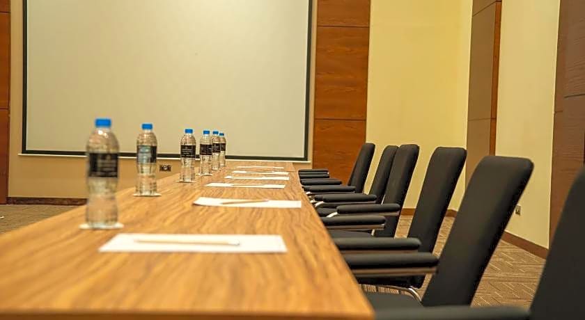 Western Hotel - Ghayathi