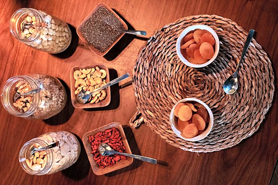 Chic & Basic Gravity