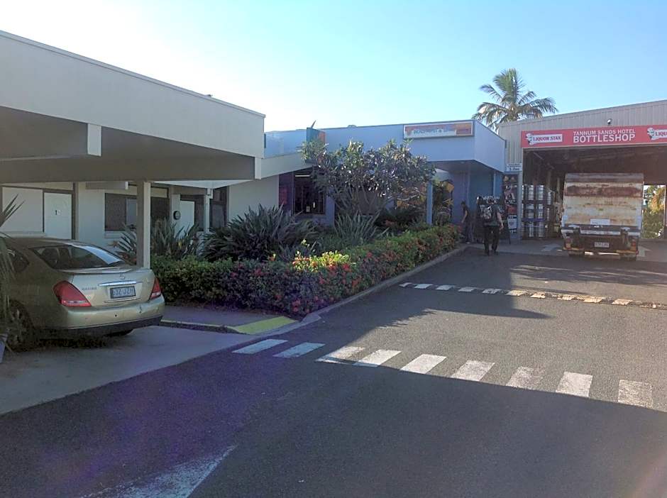Tannum Sands Hotel / Motel