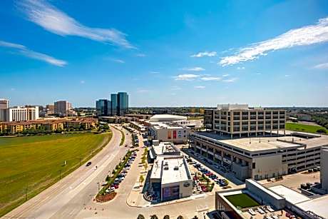 Executive Suite, Executive Suite, 1 King