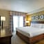 Travelodge Suites by Wyndham Regina - Eastgate Bay