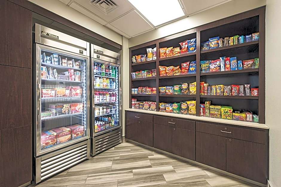 La Quinta Inn & Suites by Wyndham Westport
