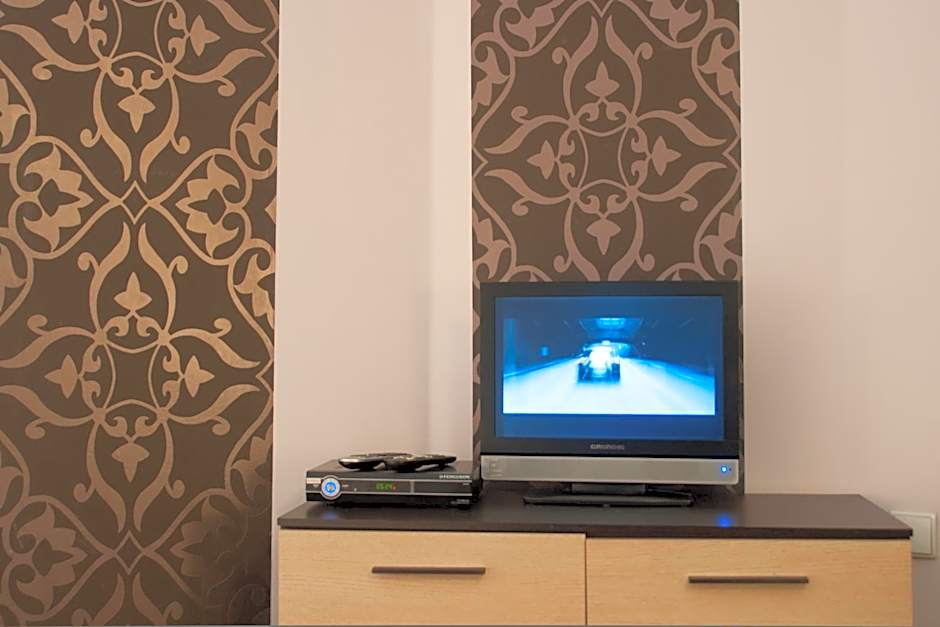 Helvetia Plus B&B - PRIVATE ROOMS and APARTMENTS