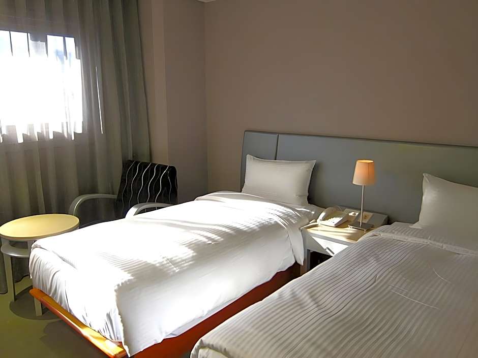 Harbor View Hotel