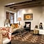 Hilton Santa Fe Historic Plaza