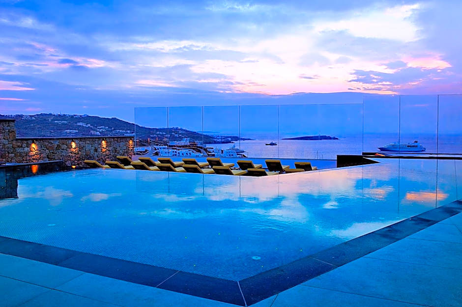 Myconian Korali Relais & Chateaux