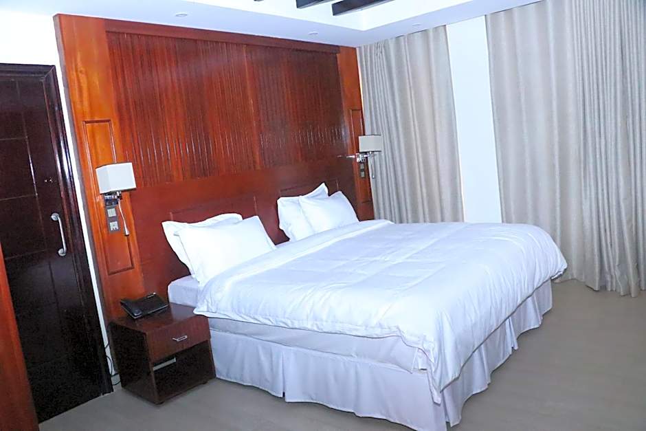 Sainte Famille Hotel