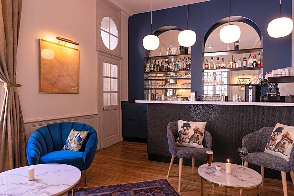 Hôtel Anne d'Anjou, The Originals Collection