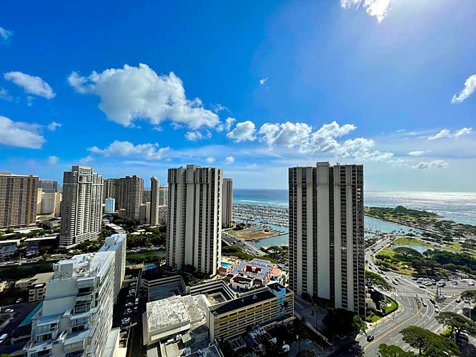 Ala Moana Hotel 31st floor