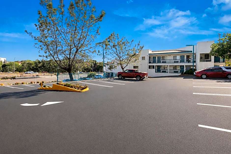 Vista Inn