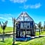Buff & Fellow Eco Cabins