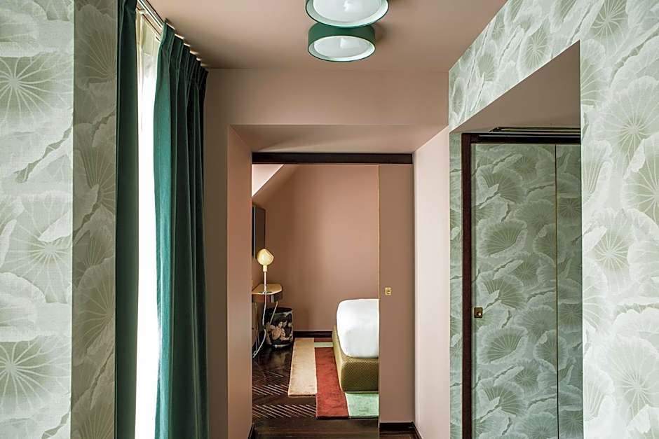 Hotel du Rond-Point des Champs-Elysees - Esprit de France