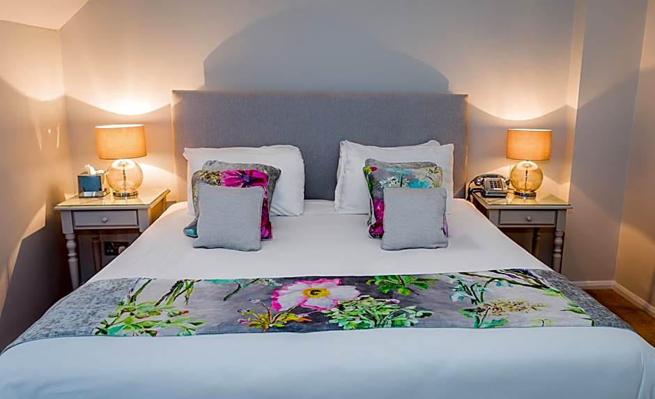 The Casa Hotel and Marco Pierre White Restaurant - Camberley West