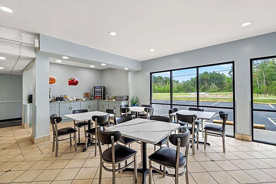 Quality Inn & Suites Biloxi - Ocean Springs