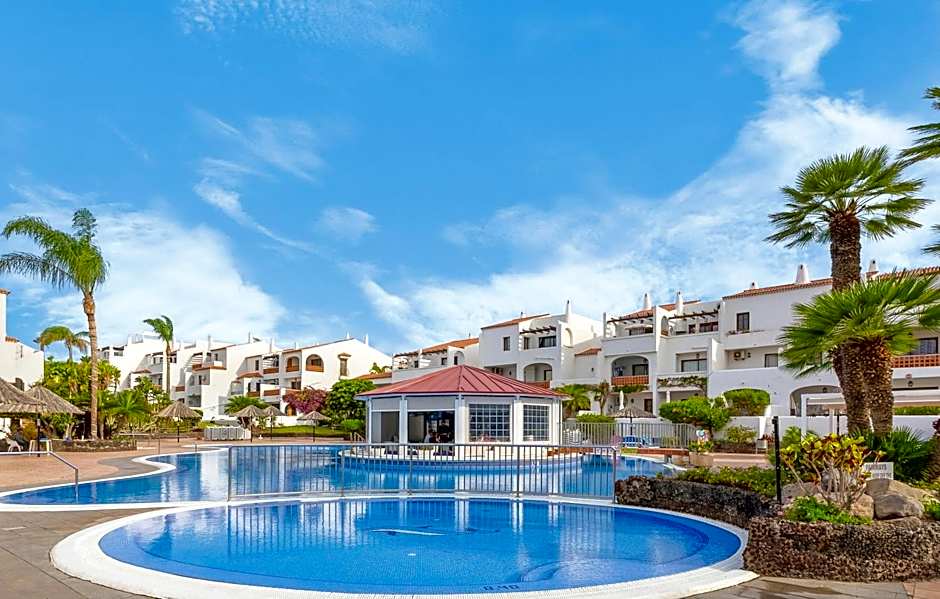 Fantastic sea and golf course view house with 3 bedrooms