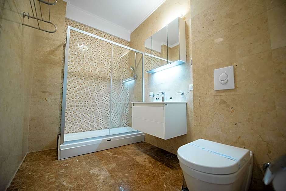 Solid Magic Apart Hotel