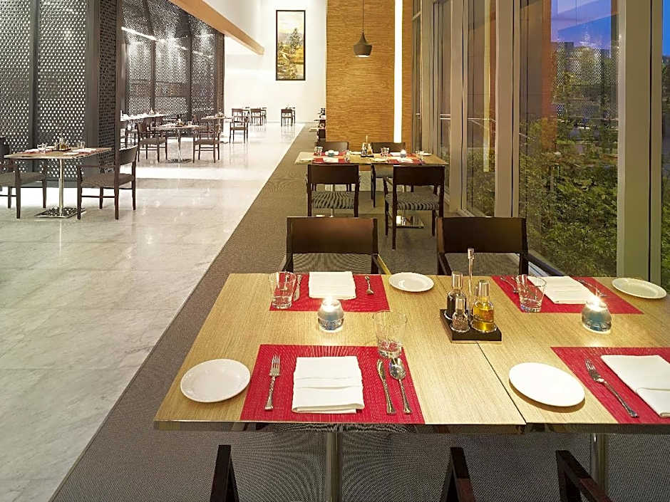 Vivanta Kolkata EM Bypass