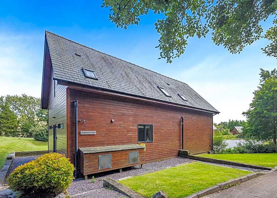 Anglesey Lakeside Lodges