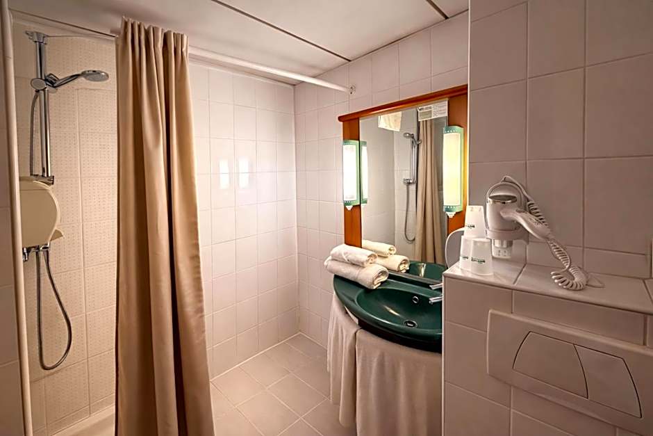 Brit Hotel Calais