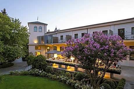 Alter Hotel
