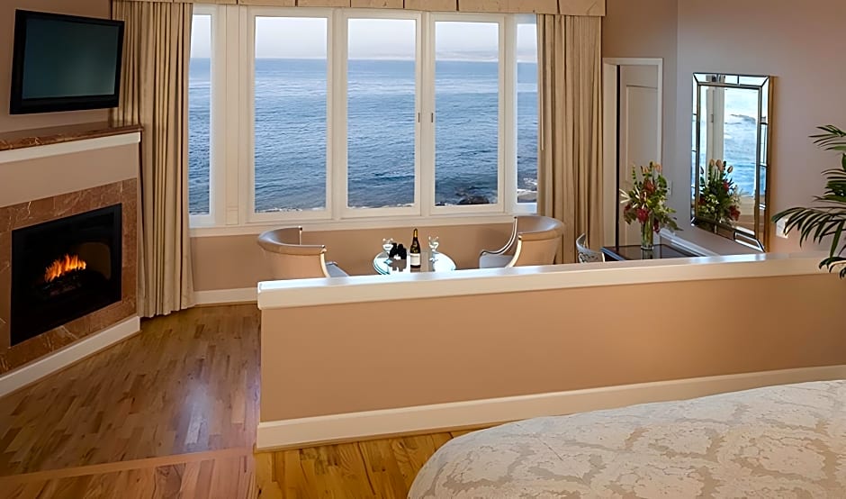 Photo 1 of 8 of Deluxe Suite, Ocean View, Balcony
