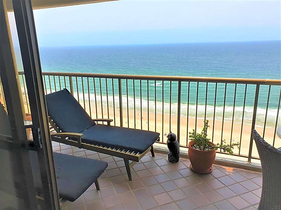 Burleigh Esplanade Apartments