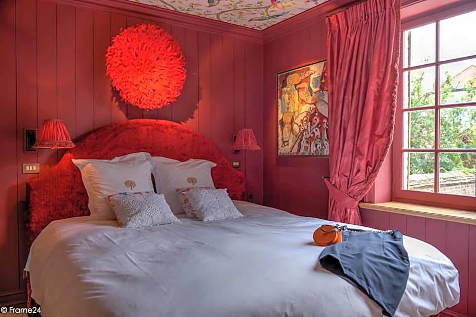 Exclusive Suites The Secret Garden