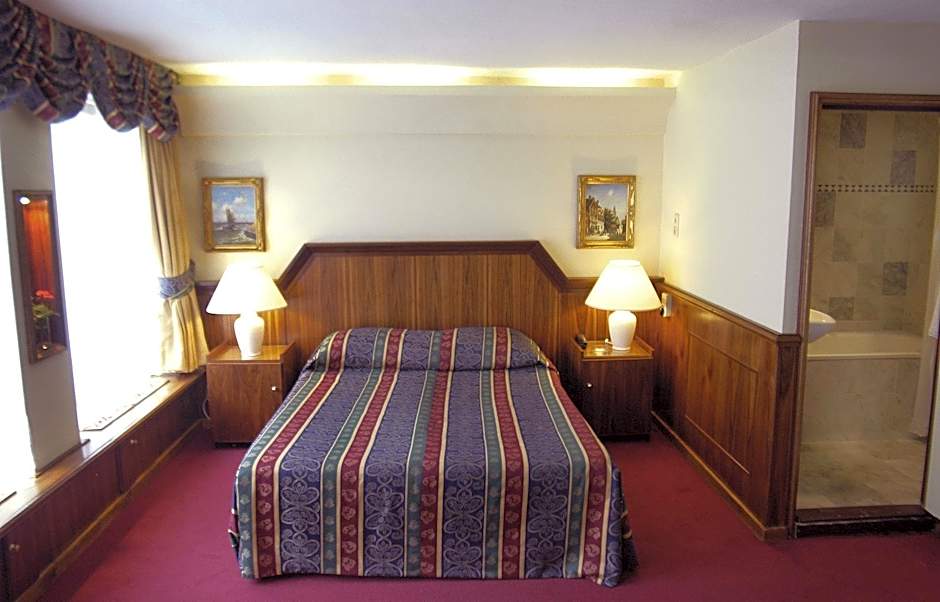 Rembrandtplein Hotel