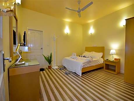 Ukulhas Beach Inn