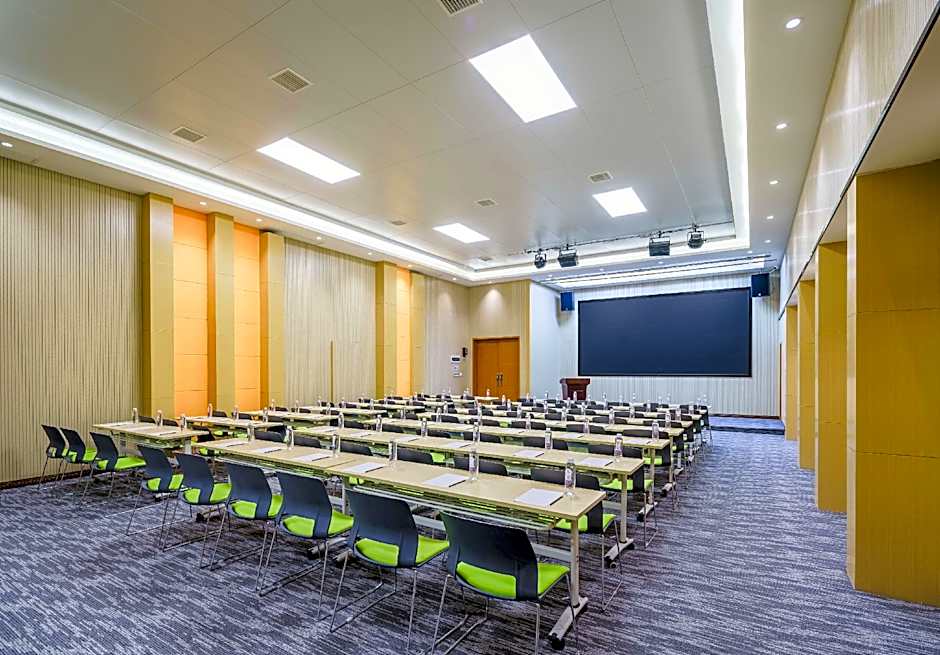 Lavande Hotel Zunyi Times Tianjie