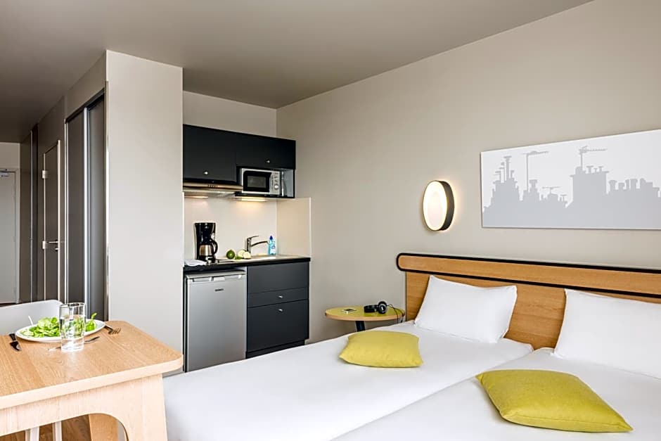 Aparthotel Adagio Access Paris Massy Gare