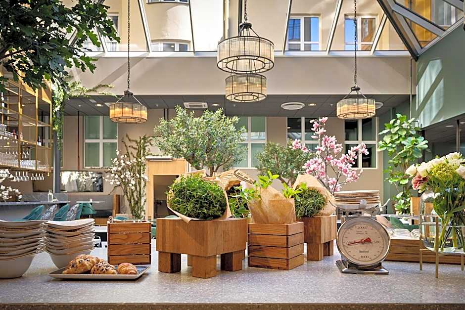 Karl Johans gate 35
