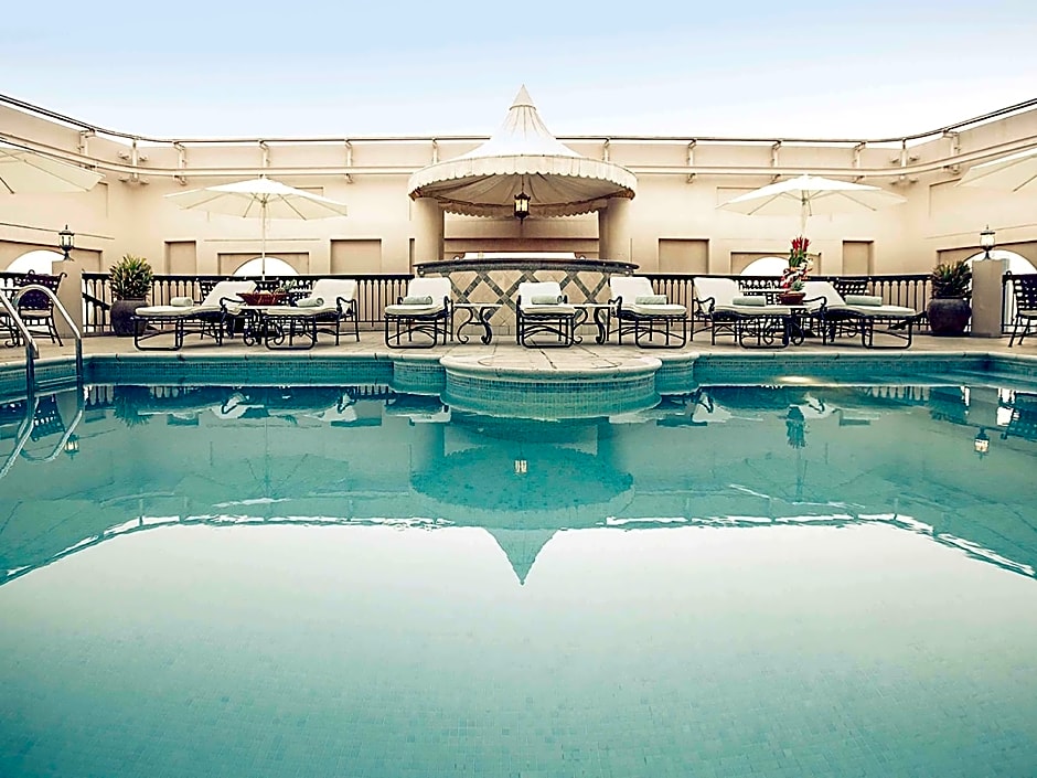 Mercure Grand Hotel Seef Hotel