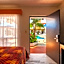 Hotel Azteca Inn