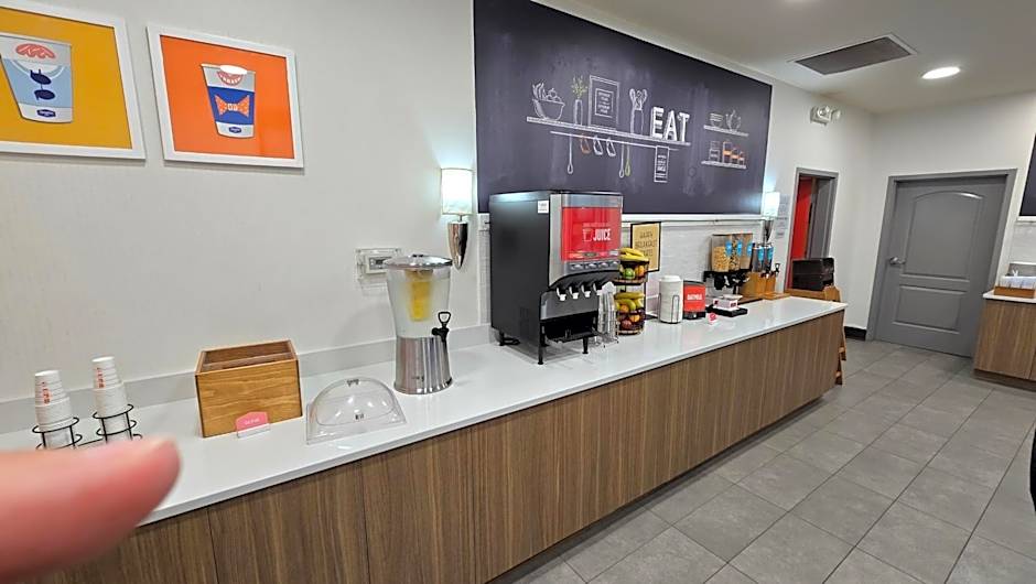 Hampton Inn By Hilton & Suites Chicago Deer Park